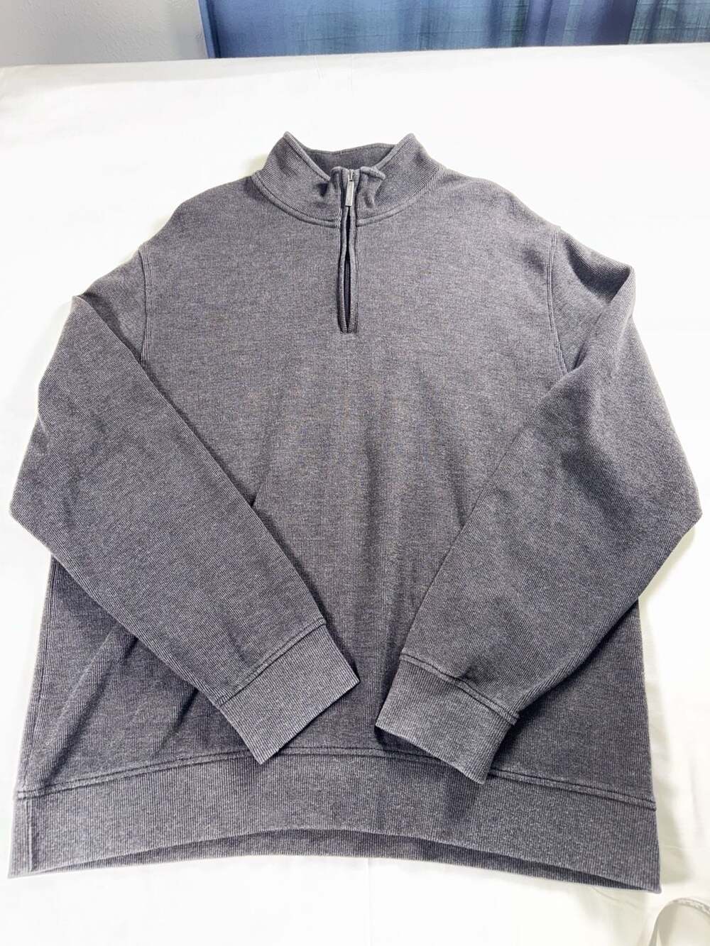 Van Heusen 1/4 Zip Pullover Size XL Gray Cotton Blend Mock Neck Sweater